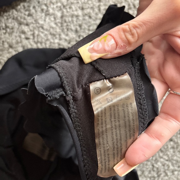 Black Ruffled Bikini Set - Picture 3 of 4